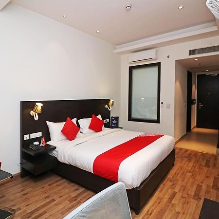 Capital O 19296 Joy Inn & Suites Bhiwadi Eksteriør bilde