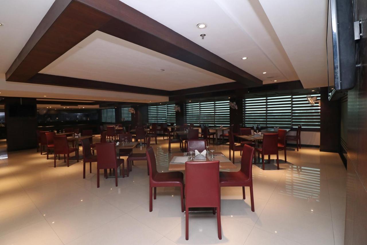 Capital O 19296 Joy Inn & Suites Bhiwadi Eksteriør bilde