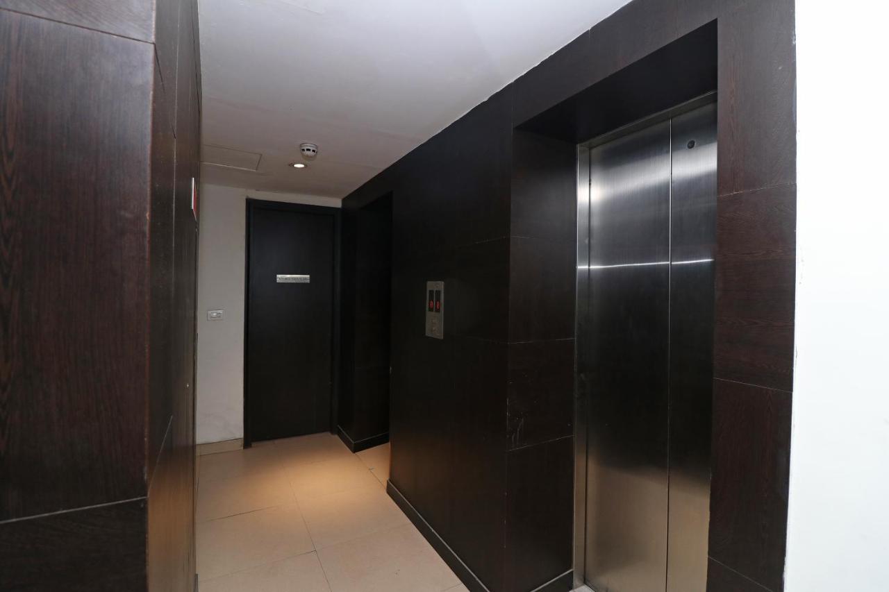 Capital O 19296 Joy Inn & Suites Bhiwadi Eksteriør bilde