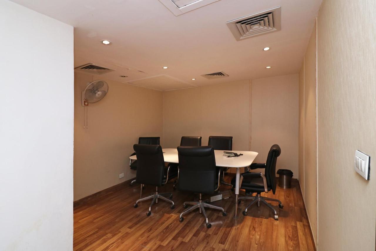 Capital O 19296 Joy Inn & Suites Bhiwadi Eksteriør bilde